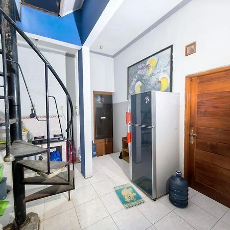 Mutiara Babarsari Homestay Jogja Yogyakarta Extérieur photo