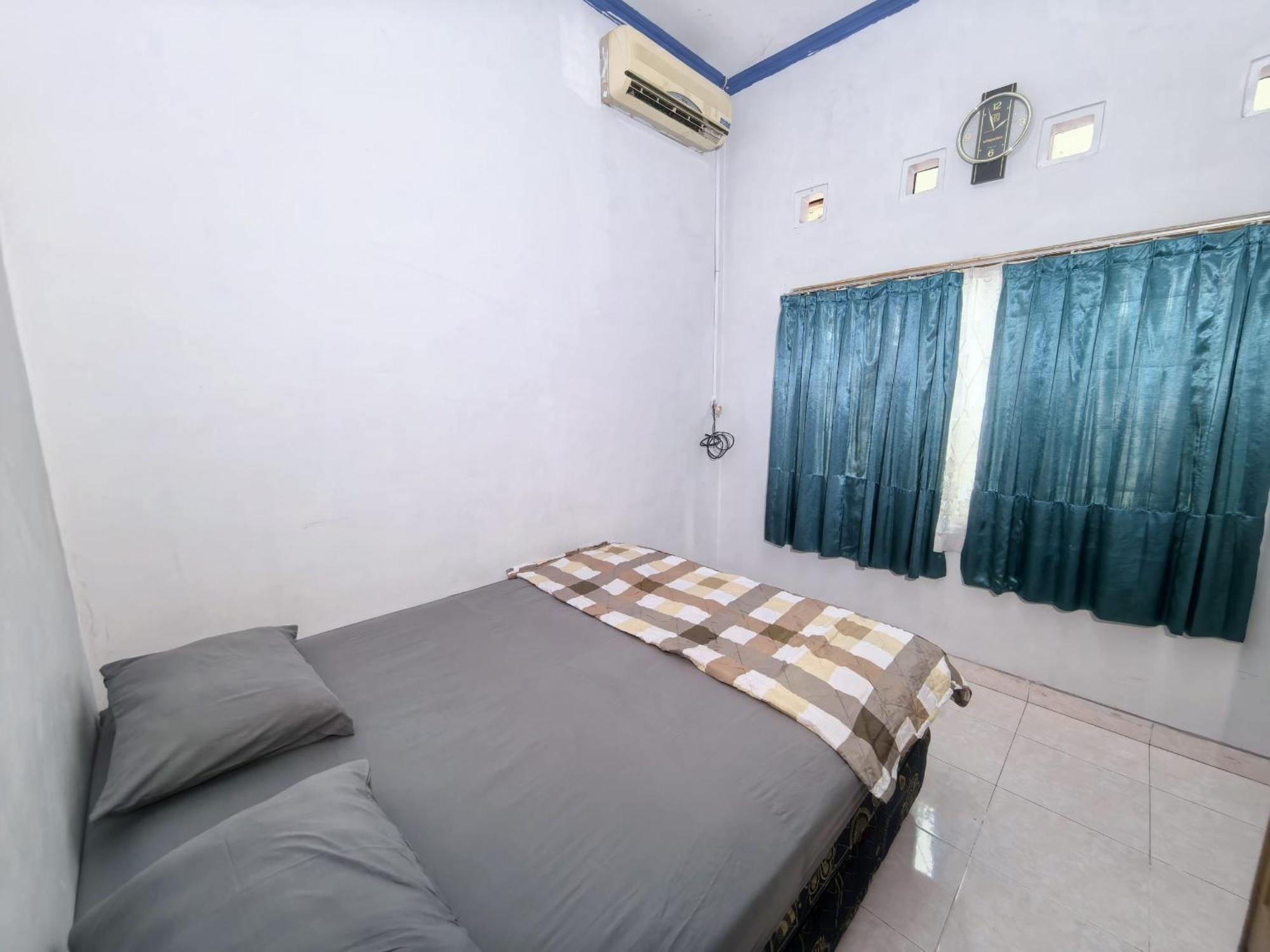 Mutiara Babarsari Homestay Jogja Yogyakarta Extérieur photo
